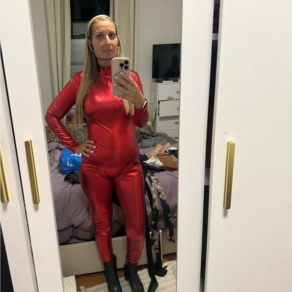 Red Leotard Costume - Picture 4 of 4